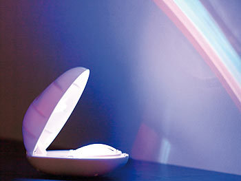 Lunartec LED-Regenbogen-Projektor mit Timer