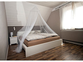Mückennetz Bett