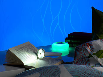 Lunartec 3in1-Nachttisch-Lampe mit Farbwechsel & Taschenlampe