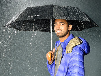 PEARL Automatik-Regenschirm mit Naturholz-Griff, schwarz