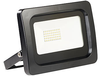 LED-Strahler weiß: Luminea Wetterfester LED-Fluter im Metallgehäuse, 30W, IP65, warmweiß