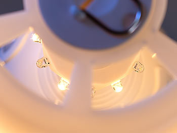 Lunartec LED-Tischlampe, PIR- & Licht-Sensor, warmweiß & tageslichtweiß, 30 lm