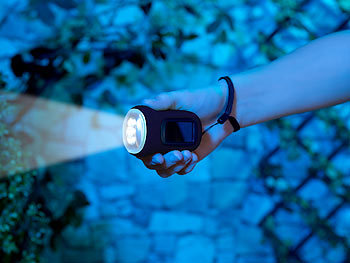 PEARL Dynamo-Taschenlampe mit Solarpanel, 3 LEDs, 0,4 Watt, 20 Lumen, Akku