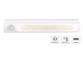 Schranckleuchte: Luminea Batterie-LED-Schrankleuchte, PIR- & Lichtsensor, 0,6 W, 25 Lm, 6000 K