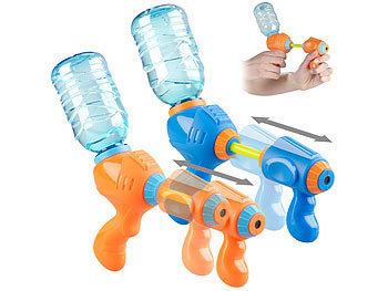Spritzpistole: PEARL 2er-Set Wasserpistolen mit PET-Flaschen-Anschluss und 2 PET-Flaschen