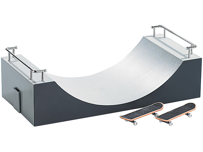 Playtastic Playtastic MiniHalfpipe mit 2 FingerSkateboards