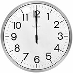 St. Leonhard Analoge Funk-Wanduhr, hohe Genauigkeit, 33 x 5 cm St. Leonhard Analoge Funk-Wanduhren