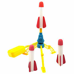 Playtastic Spielzeug-Schaumraketen-Set mit 3 Raketen, Abschussrampe, Fußpumpe Playtastic Schaumraketen-Spielzeuge