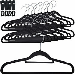 PEARL 30 rutschfeste Samt-Kleiderbügel, Clips, 4,5 kg Tragkraft, schwarz PEARL Samt-Kleiderbügel mit Krawattenhalter, Verbindungshaken & Clips