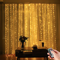 Lunartec LED-Lichtervorhang, 300 LED, Fernbedienung, 3x3m, warmweiß, Timer, USB Lunartec