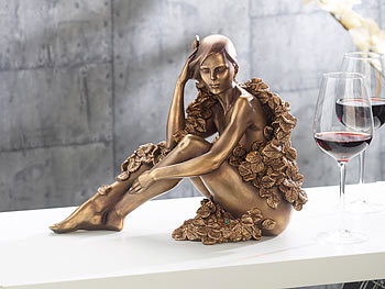 Carlo Milano Sitzende Frauen-Statuette, Kunstharz-Guss in Bronzeoptik