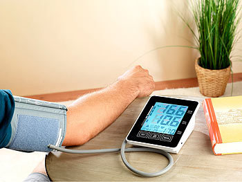 newgen medicals Oberarm-Blutdruckmesser Touchscreen und Sprachausgabe