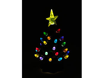 infactory Weihnachtsschmuck: 2 Deko-Weihnachtsbäume aus Keramik mit LED-Beleuchtung,  Timer, 19 cm (Deko Tannenbaum mit Licht)