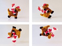 Playtastic Weihnachtsmann "Salto Claus" mit Rentier Playtastic Singende Weihnachtsm&auml;nner mit Rentieren