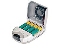 tka Köbele Akkutechnik ULTRA-FAST Akku-Ladegerät AA/AAA mit 4 Akkus NiMH 2700mAh tka Köbele Akkutechnik 